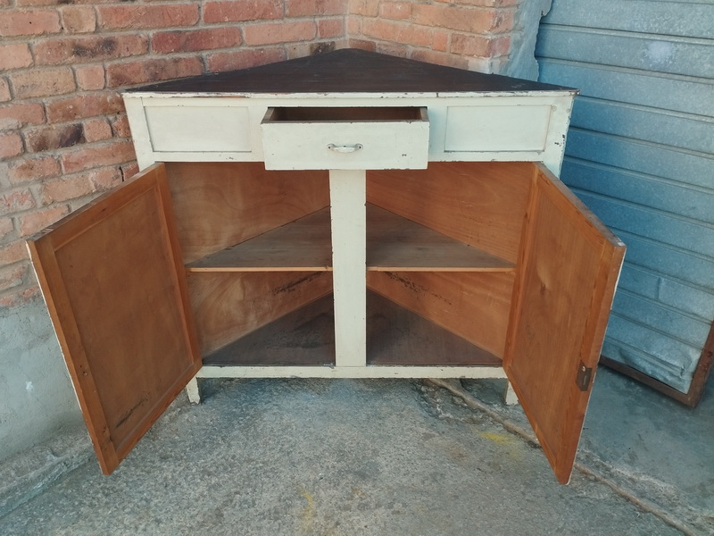 mueble cajon esquinera madera 106.5x115.5x58 1u